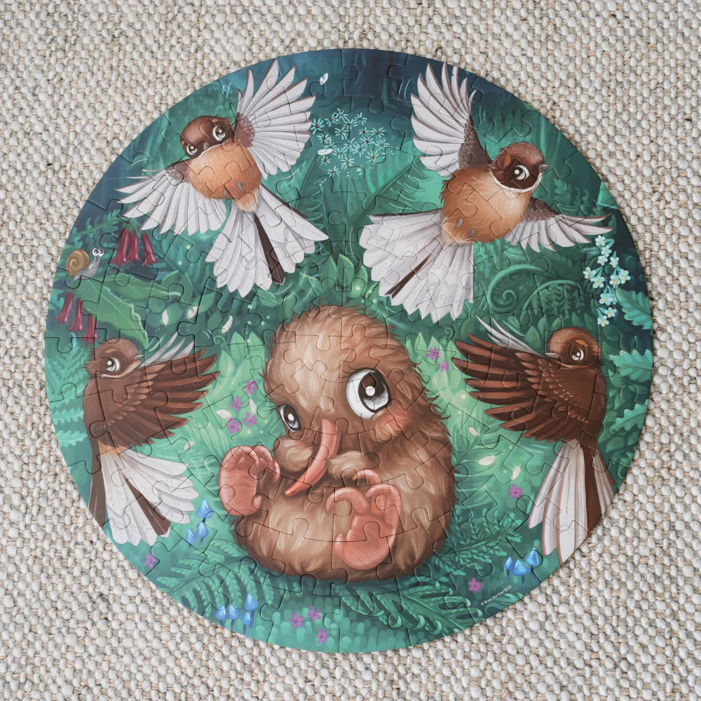Kuwi the Kiwi - Fantail Flutter Round Puzzle